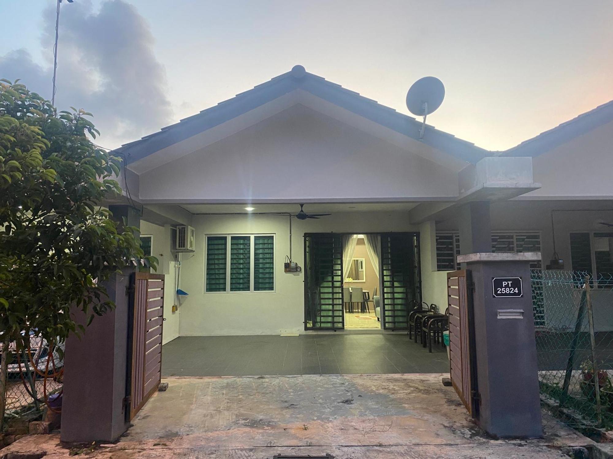Ss De' Kelulut Homestay 马江 外观 照片